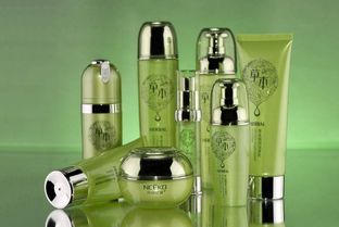 在臉上涂含有玻尿酸的化妝品會有危害嘛