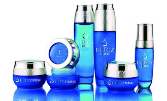 悠馜姿uricz logo設計稿